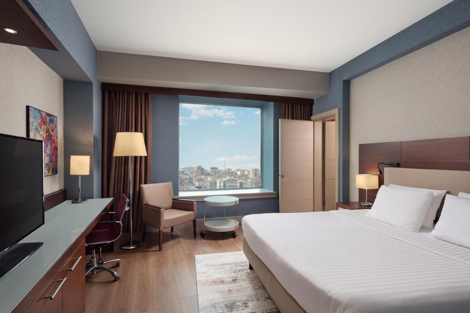 Delta Hotels by Marriott Istanbul West Экстерьер фото